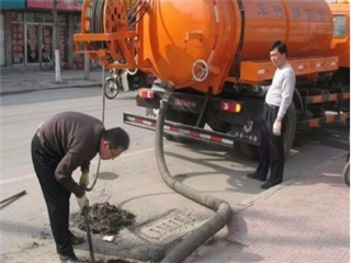 昆明富民县清理化粪池，清理污水井，高压清洗管道，隔油池清理，环卫抽粪