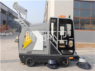 山东腾阳环卫TY-2000型电动驾驶式扫地车