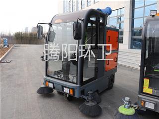 为什么电动驾驶式扫地车现在很受欢迎？
